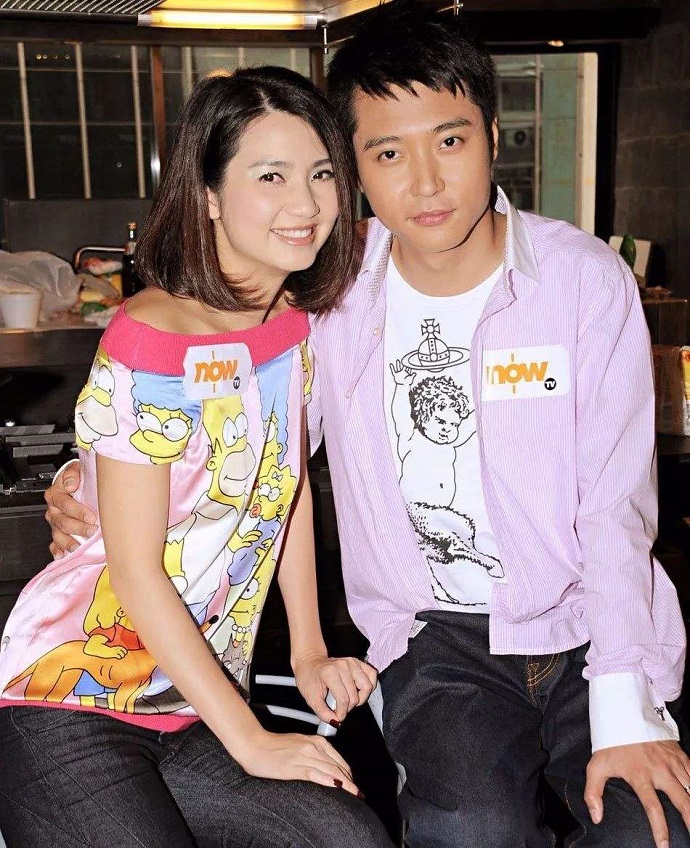 洪欣和张丹峰的恋情一直以来就不被圈内好友看好