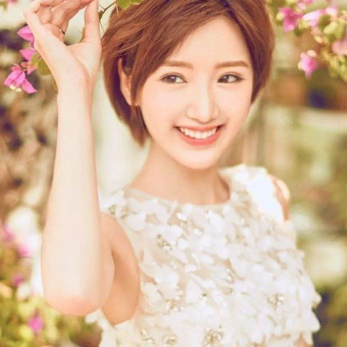 毛晓彤再次遭生父威胁