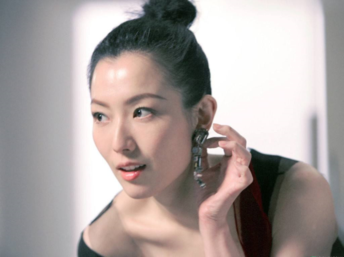 郑秀文雇司机拍视频