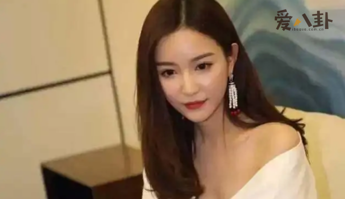 雪梨被嘲吃相难看
