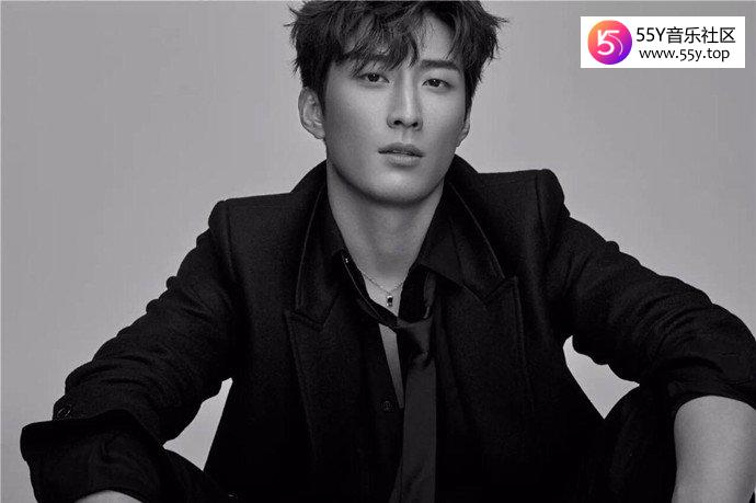 窦骁发展不如周冬雨