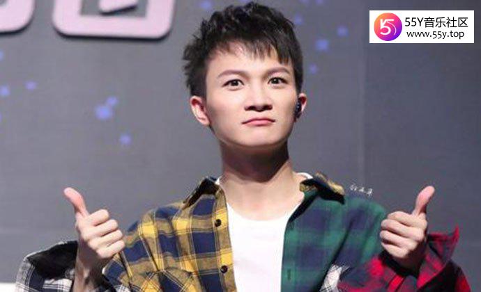 周深曾留学乌克兰学医