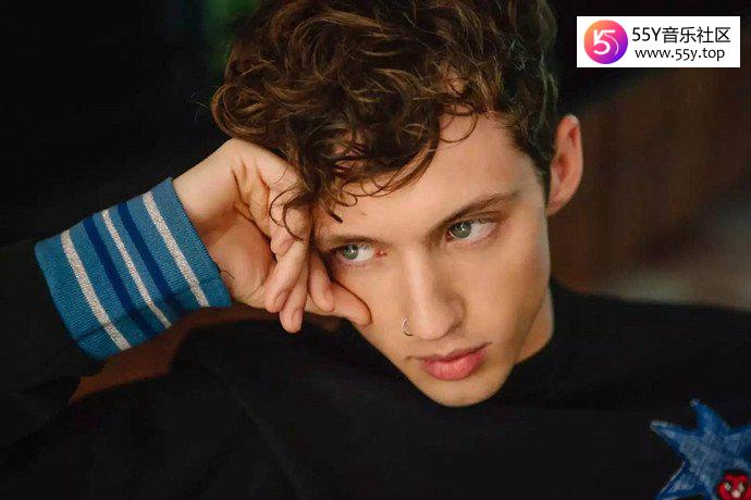 黄子韬给戳爷安利他的新歌