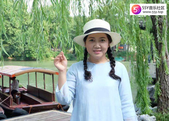 李健的老婆并不是侃侃
