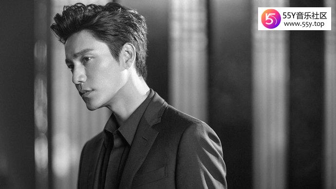 陈坤为什么扔耳机砸谢霆锋 两人发生了什么当众翻脸