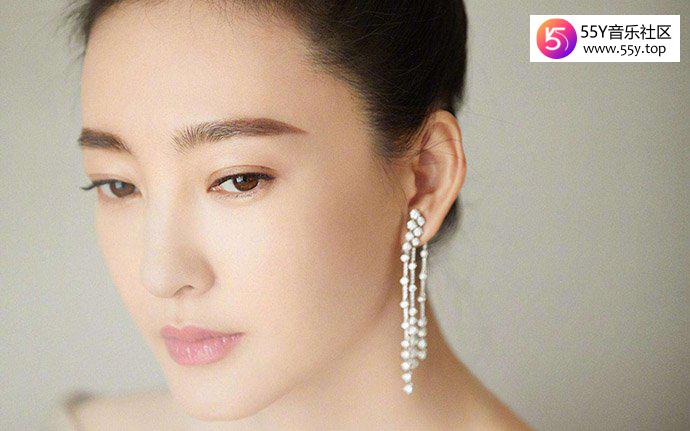于和伟离婚和王丽坤有关吗