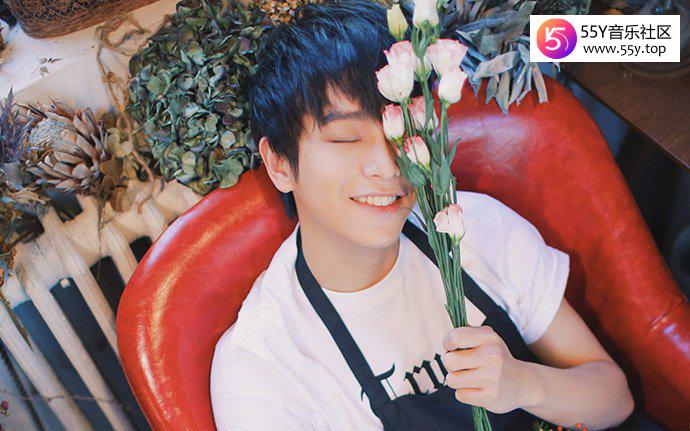 起底彭昱畅经纪人TUTU个人资料