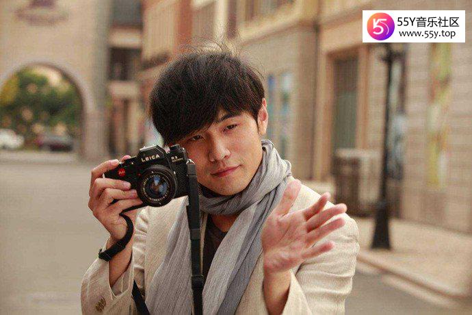 周杰伦带女儿游泳 周杰伦为什么婚后产量变少了