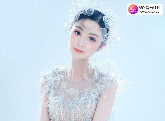 费费个人资料 费费和沈涛是两夫妻吗费费真名叫什么