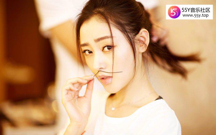 现在喜天一姐换成了她？