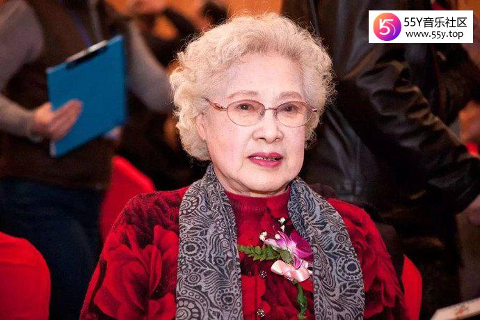 老艺术家秦怡的坎坷一生