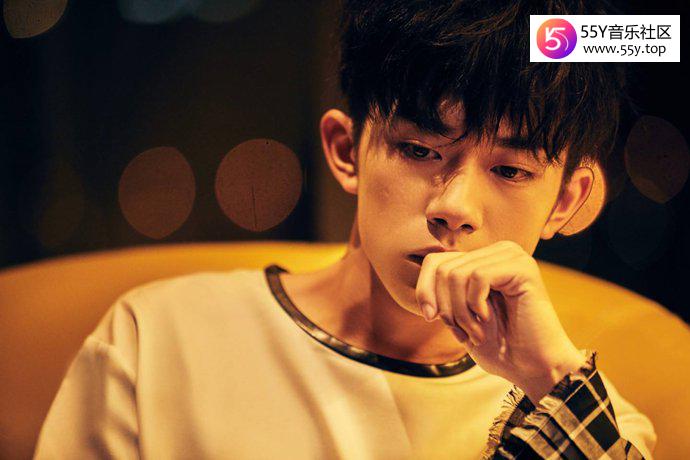 易烊千玺四字弟弟真的有那么优秀吗