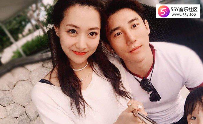 白冰丁一一家三口