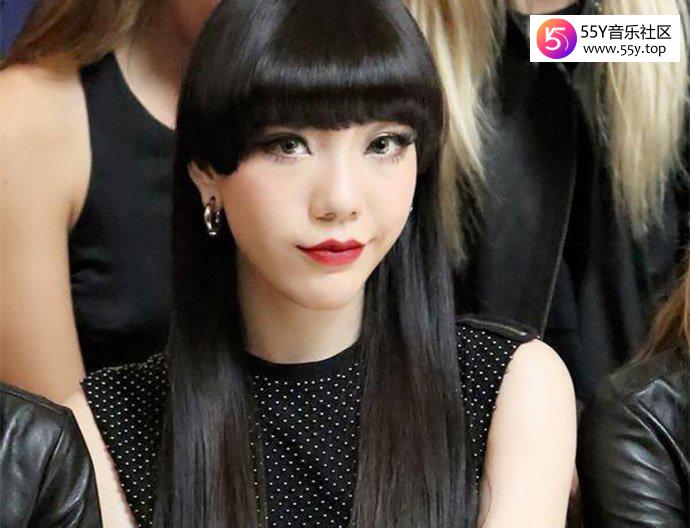 吴莫愁感情生活