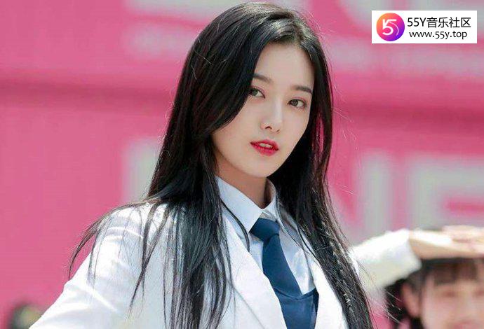 黄子韬徐艺洋什么关系 暧昧互动引发网友围观