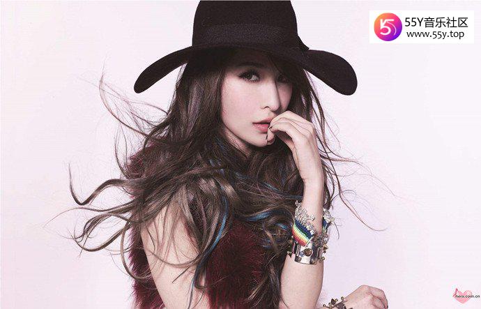 萧亚轩男友年纪都比她小