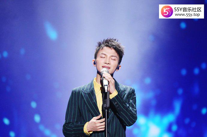 周深现在在哪个公司?