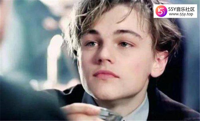 小李子原名莱昂纳多