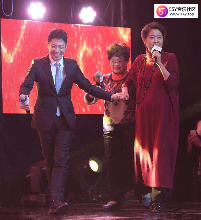 撒贝宁父亲撒世贵资料