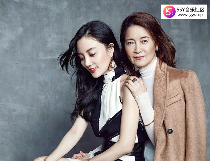 李小璐和妈妈张伟欣
