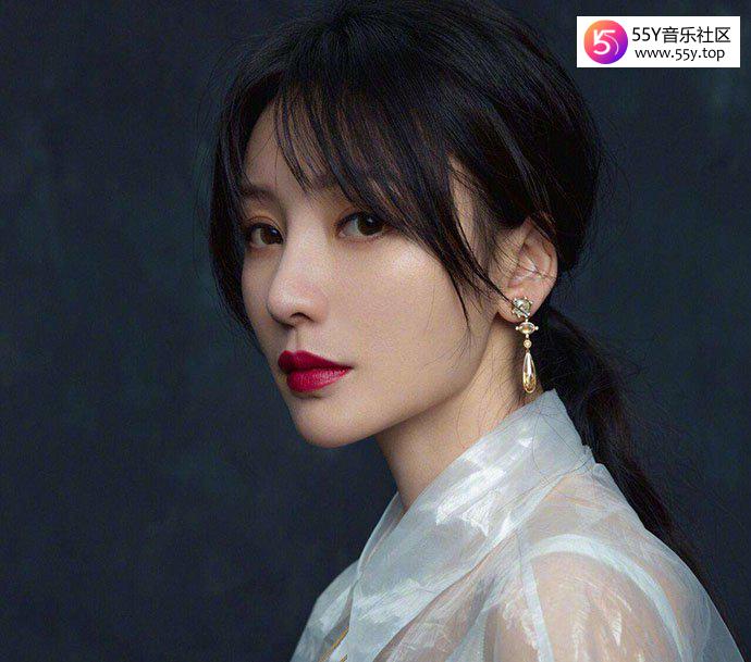 柳岩真的吃蜘蛛了