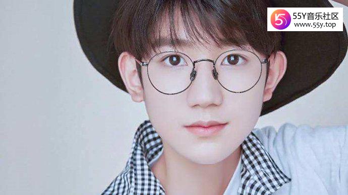 王源借钱陷入经济危机