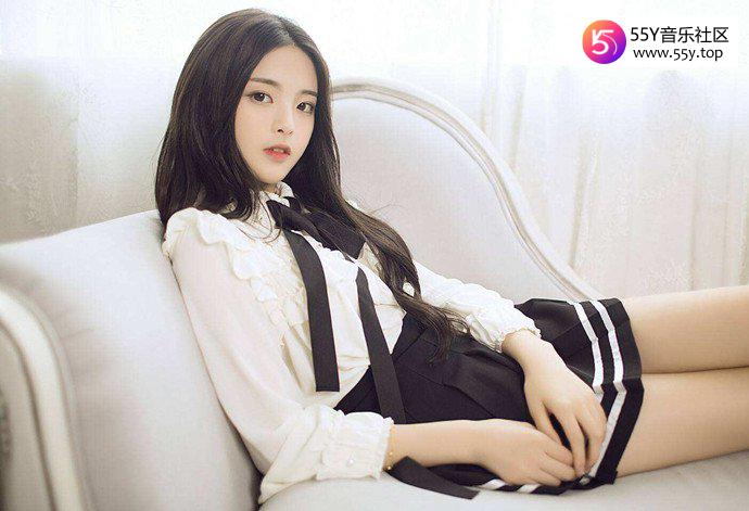 杨超越当晚边哭边发言