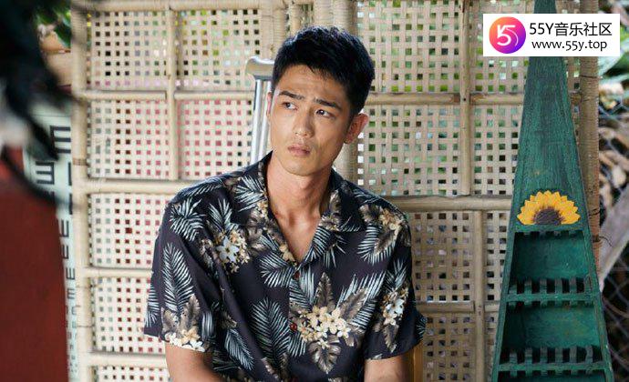 非黑即白张层层