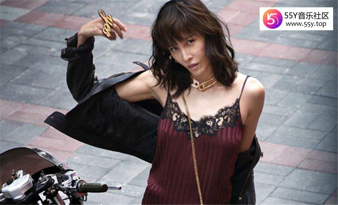 张蓝心结婚了吗 龙女郎张蓝心情史起底其感情现状揭秘