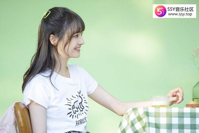 郑爽干了什么大家都黑她 放飞自我的她实在是令人捉摸不透