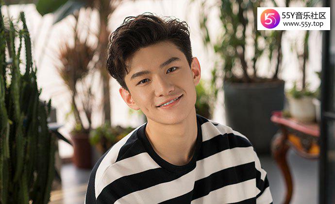 新人演员王佳玉