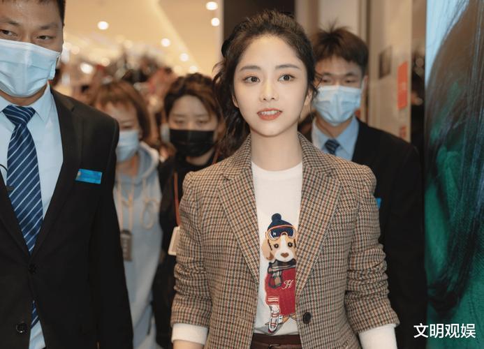 谭松韵经纪公司是哪个