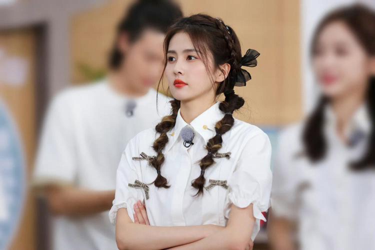 奔跑吧兄弟白鹿站起来走是哪一期的 白鹿上过的综艺
