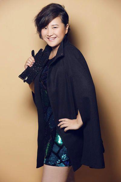 贾玲是专科还是本科 专升本第一学历是本科还是专科
