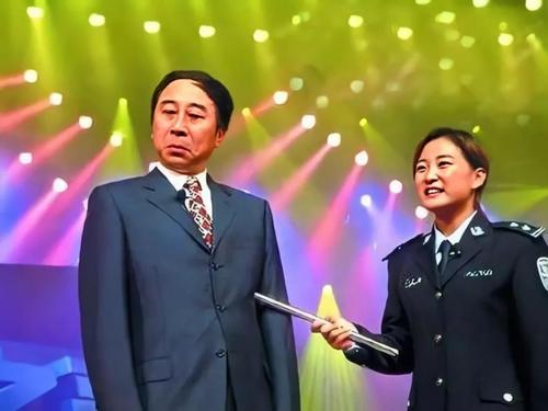 冯巩，贾玲，方清平等，是什么电影 方清平为什么拜冯巩为师呢