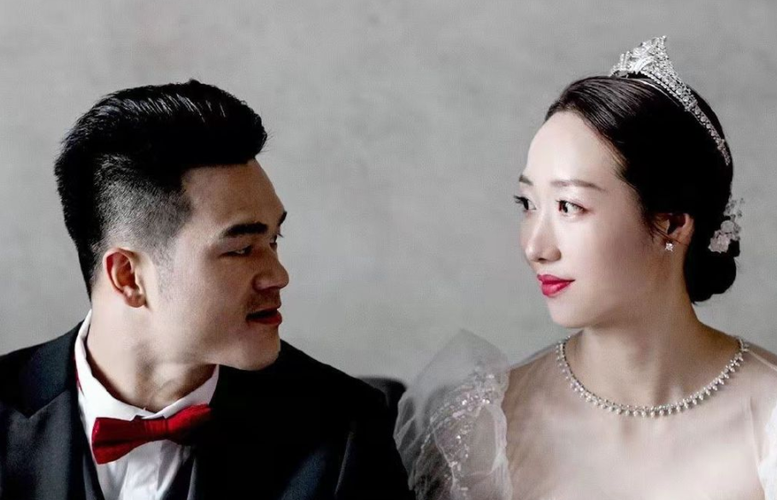 三斤和小花都几集结婚的 苗歌究竟该怎么分类