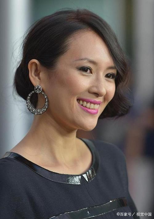 章子怡漂亮吗(你认为章子怡漂亮吗英文)