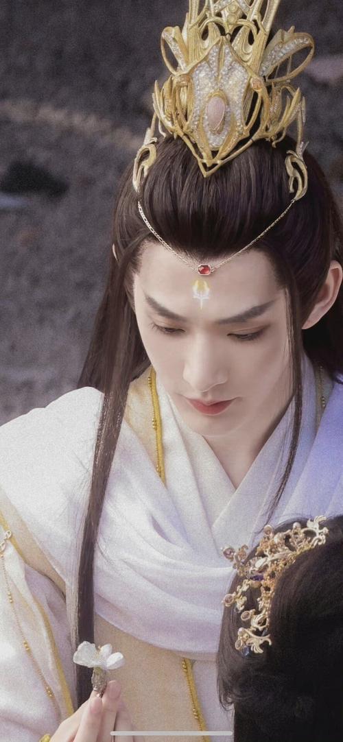 长月烬明邓为配音是谁(长相思邓为是谁配音)