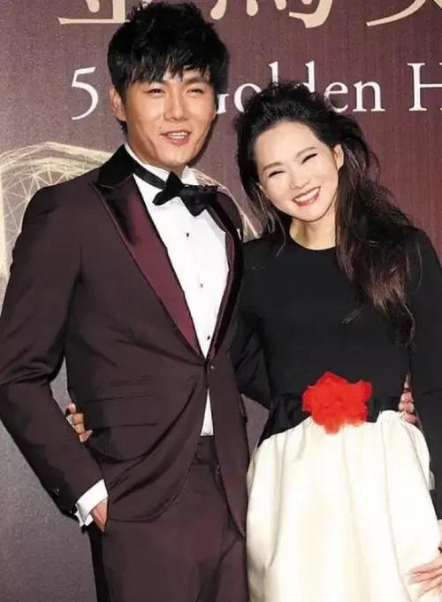 你觉得秦昊爱伊能静吗为什么(伊能静和庾澄庆为什么离婚)