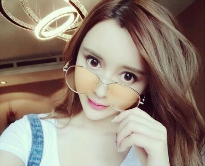 吴亦凡喜欢小g娜