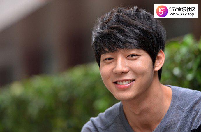 韩国男艺人朴有天被曝双重合同