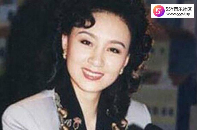 央视主持人李平个人资料起底 