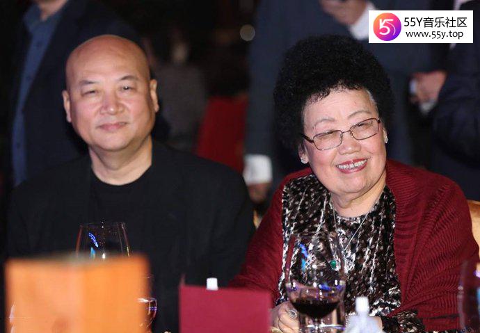 迟重瑞与中国女首富结婚