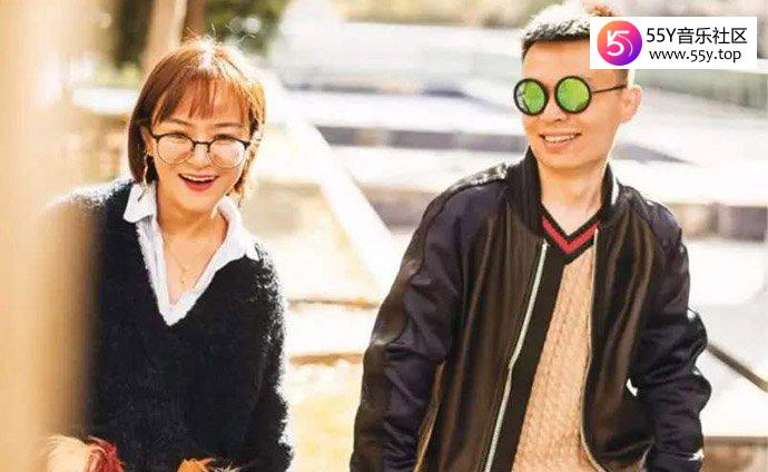 思文程璐离婚原因
