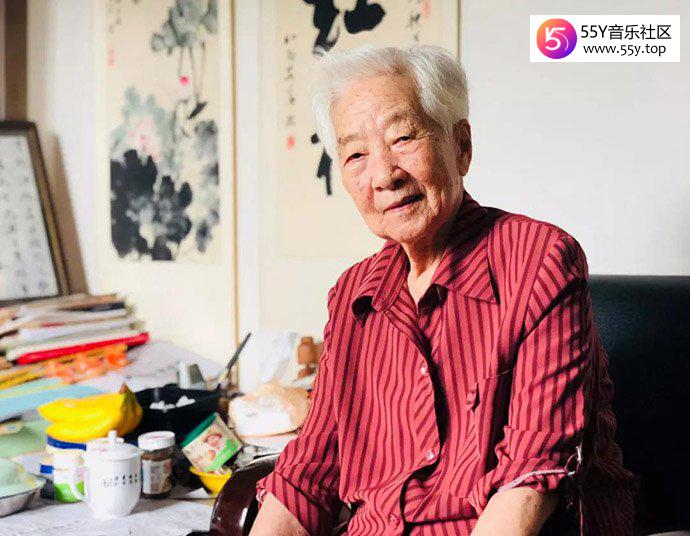 于蓝照片
