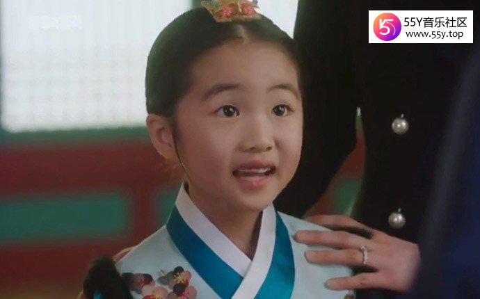 张娜拉《皇后的品格》当中的公主孩子