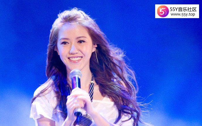 爱要坦荡荡原唱是谁? 萧希榆个人资料简介