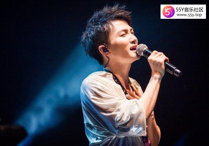 周深张雨绮法国排队梗引发网友爆笑