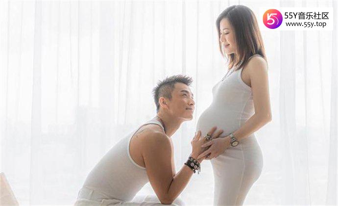 陈山聪妻子孕照