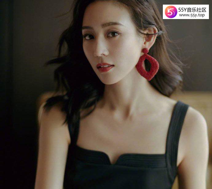 张钧甯美照